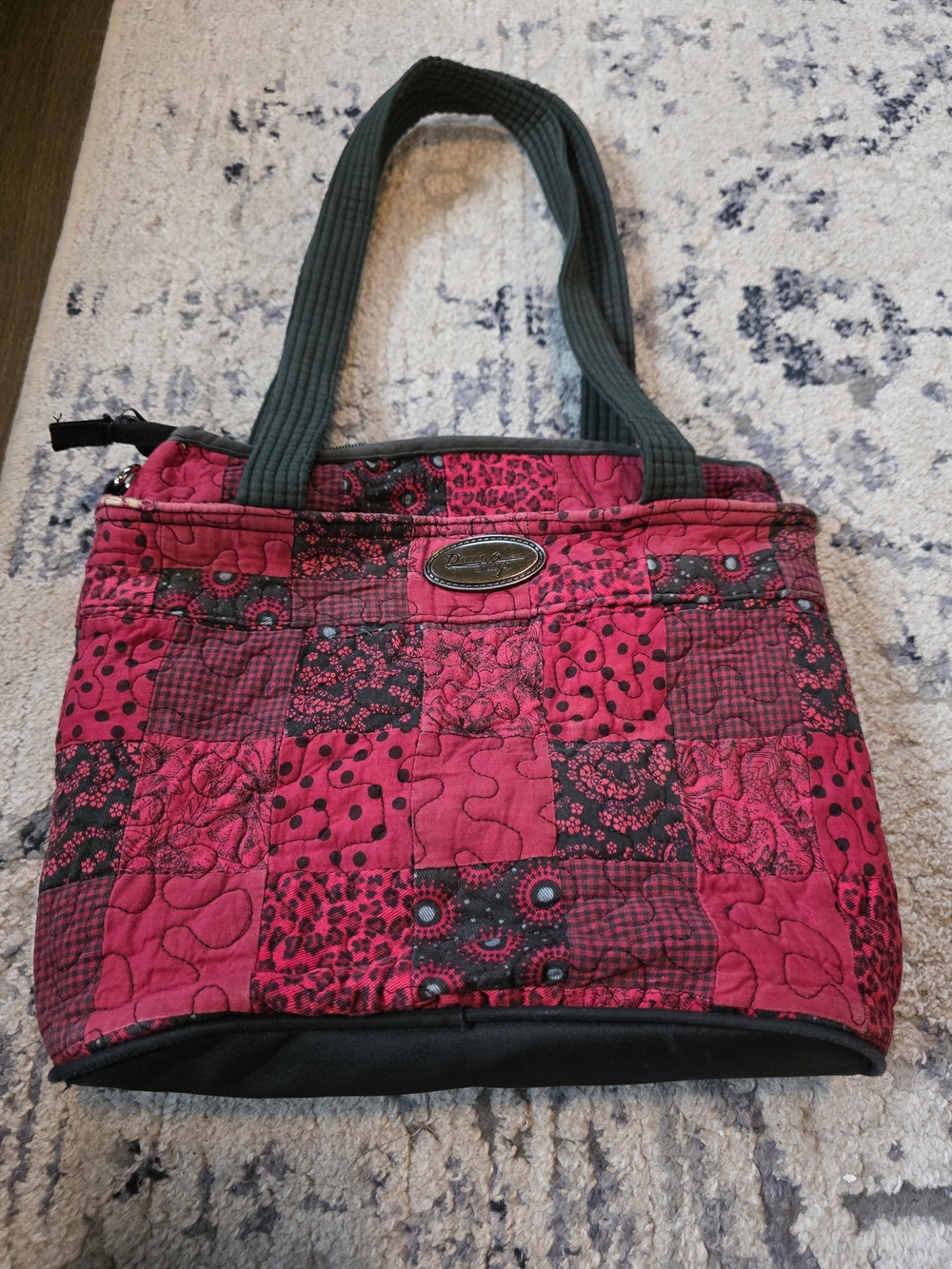 Donna Sharp Quilted Patchwork Shoulder Bag Red Black
